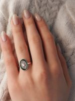 14K Gold Green Enameled Diamond Ring | Elegant Vibrant Design | 18K Gold Enameled Diamond Classic Ring | Timeless Refined | OvalShaped Ring