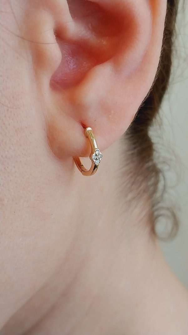 14k Gold Simple Earrings in Flower Shape  Diamond | Dainty 18k Gold Hoop  Earrings in Diamond | Basic Gold Hoop Earrings in Diamond